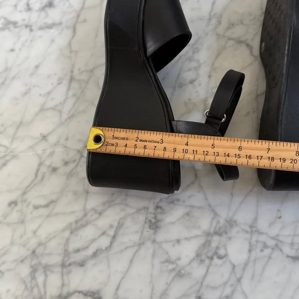 Gianni Bini Black Platform Shoes with Chunky Sole Sz 10
